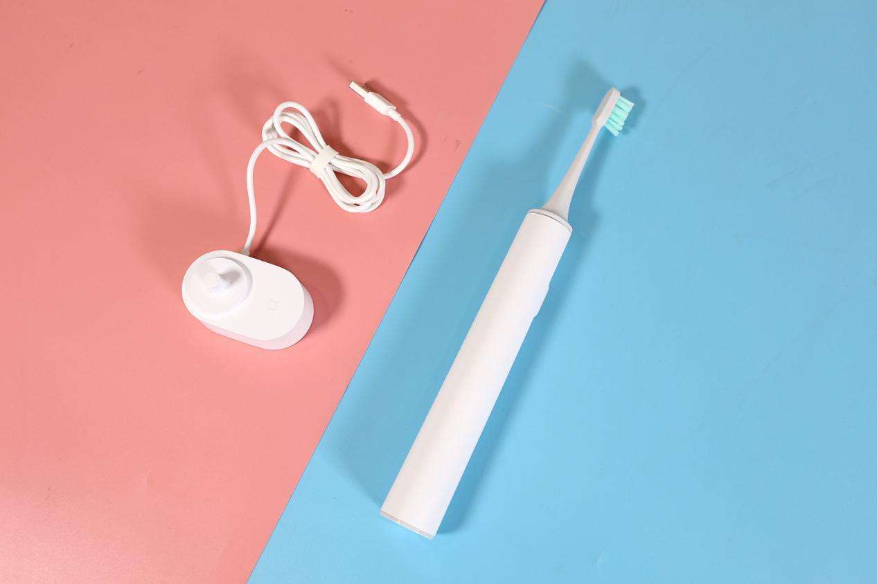 电动牙刷灌胶机